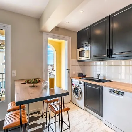 Le Loft Du Marche Forville # Vieux Port Et A Deux Pas 칸느